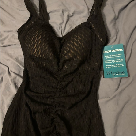 Maxine Of Hollywood Instant Minimizer NEW TAGS Size 14 Black Dress Cupped Midi - Picture 3 of 14